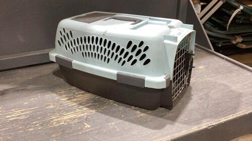 SMALL PET CARRIER