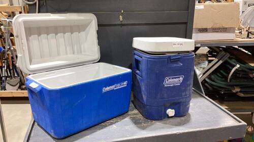 COLEMAN POLYLITE 40 COOLER + COLEMAN BEVERAGE COOLER