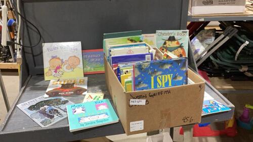 LOTS OF KIDS BOOKS - I SPY, CHESTER&rsquo;S BACK, DR. SEUSS, RUNAWAY BUNNY