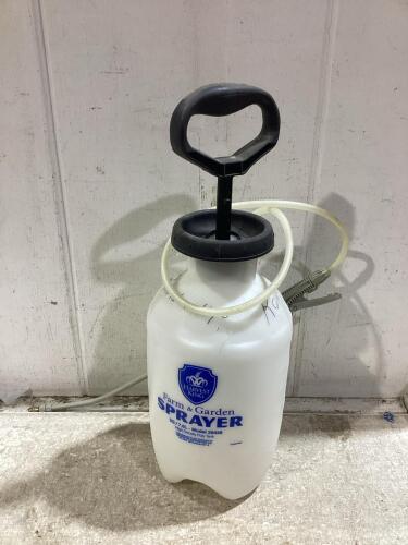 HARVEST KING FARM & GARDEN SPRAYER 2G/7.6L