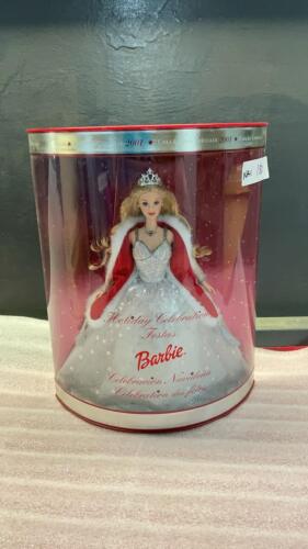 COLLECTIBLE 2001 LIMITED EDITION HOLIDAY BARBIE IN ORIGINAL BOX