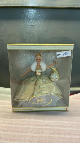 COLLECTIBLE 2000 SPECIAL EDITION HOLIDAY BARBIE IN ORIGINAL BOX