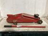 FLOOR JACK