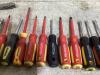 MILWAWKEE TOOL BOX OF MIXED SCREWDRIVERS - 3