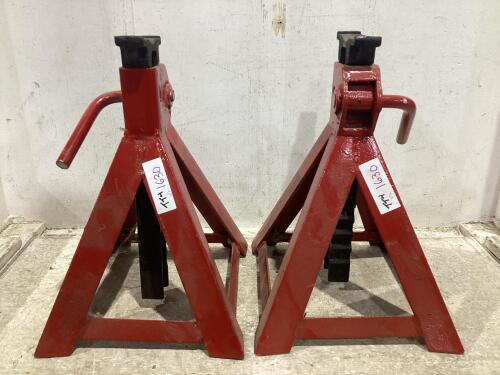 (2) AXLE STANDS