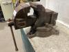 BENCH VISE - 2