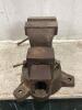 BENCH VISE - 4