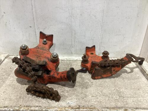 (2) RIDGID BENCH CHAIN VISES