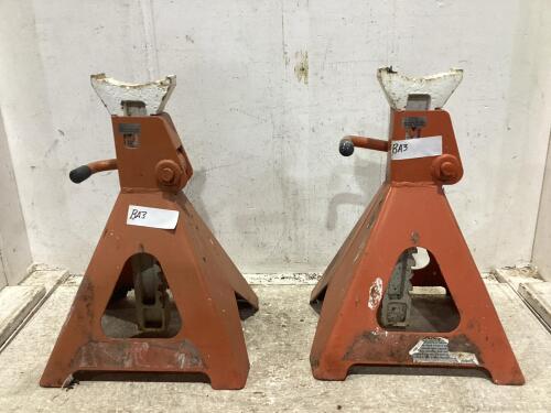 (2) AXLE STANDS