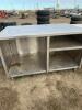 Stainless steel prep table