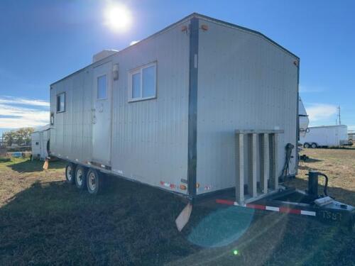 22 ' Fully Contained Camp Trailer