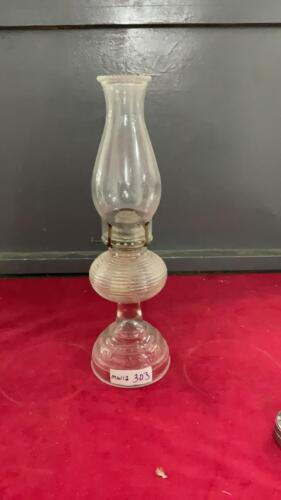 CLEAR GLASS KEROSENE LAMP