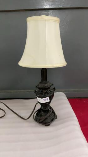 SMALL TABLE LAMP - RESIN BASE W/ SHADE