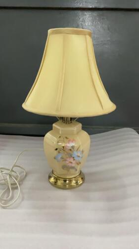 SMALL TABLE LAMP - GLASS BASE W/ SHADE
