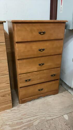 5-DRAWER DRESSER