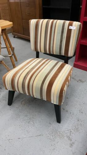 OCCASIONAL CHAIR