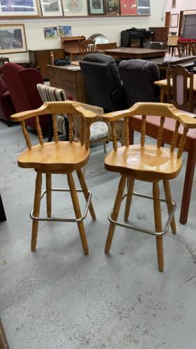 (2) BAR HEIGHT WOODEN SWIVEL STOOLS