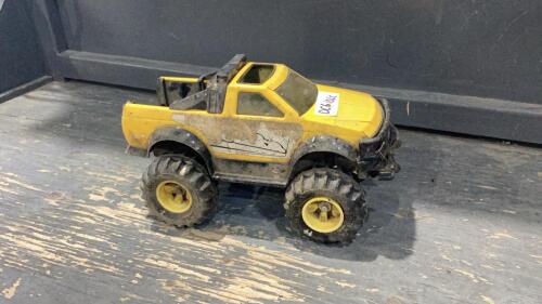 TONKA JACKED UP TRUCK