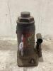 HYDRAULIC BOTTLE JACK
