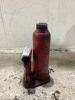 HYDRAULIC BOTTLE JACK