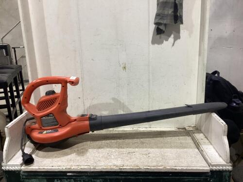BLACK & DECKER ELETRIC BLOWER 230MPH