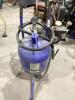 POWERFIST 10 GALLON PRESSURE SANDBLASTER 65-125PSI