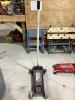 3-TON HYDRAULIC FLOOR JACK