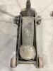 HYDRAULIC FLOOR JACK - 2