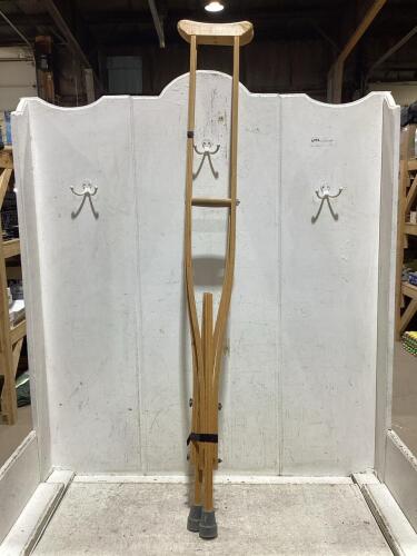 (2) WOODEN CRUTCHES