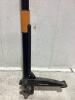 FISKARS ROOT/GRASS PULLER - 2