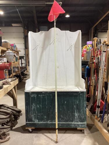 (2) FLAG POLES 8FT