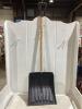 SNOW SHOVEL