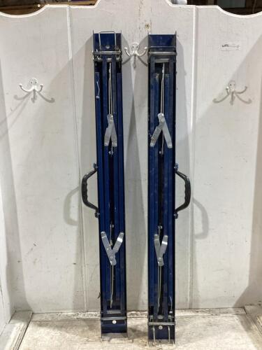 (2) FOLDING MASTERCRAFT SAW HORSES 30-3/4 X 39" 300LB (136KG)