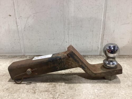 BALL HITCH