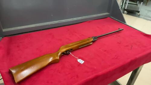 PELLET GUN