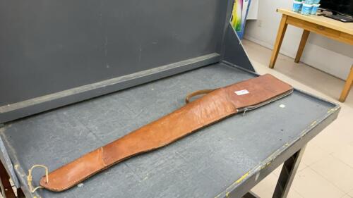 SOFT SIDED LEATHER PADDED RIFLE CASE