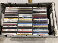 TOTE OF CD’S