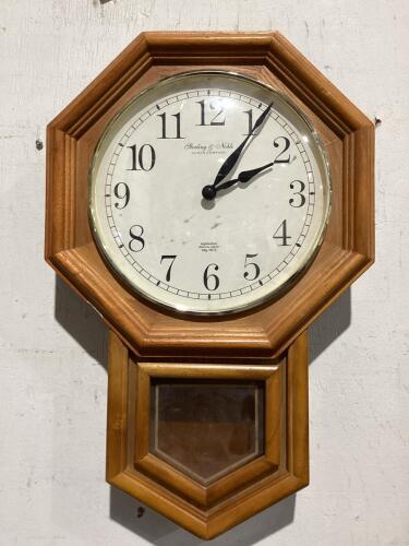 STEERLING & NOBLE WOODEN CLOCK
