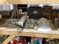 VARIETY OF LIGHT FIXTURES