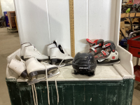 YOUTH HOCKEY SKATES AND BELTS