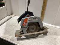 B+D CIRCULAR SAW