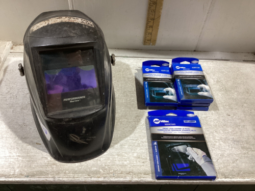 WELDING HELMET W/EXTRA LENS