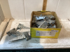 BOX OF HD HINGES