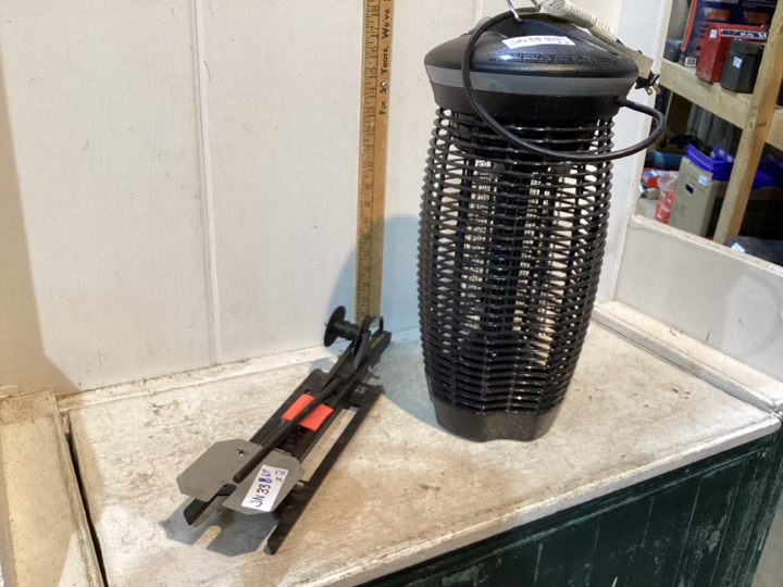 BUG ZAPPER ICE FISHING TIP UP