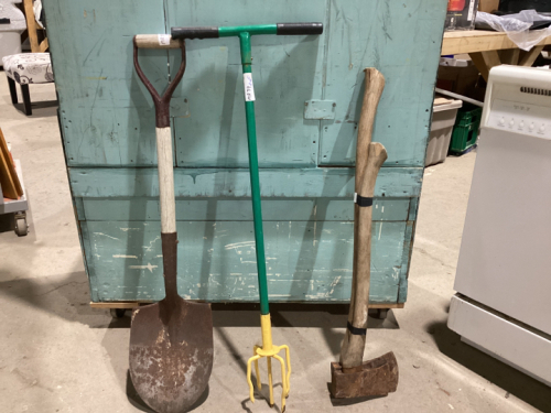 GARDEN CLAW, SPADE, (2) AXES