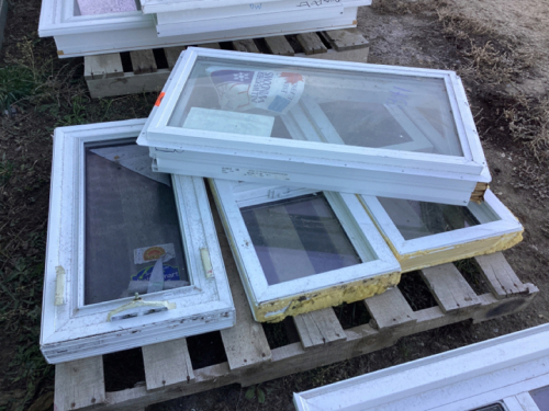 4 smaller windows