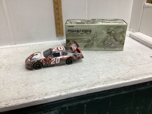 MODEL CAR - TONY STEWART HOME DEPOT