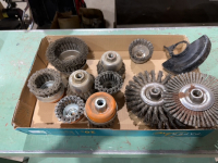 Assorted buffing wheels