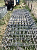 16 foot wire panels