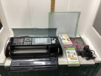 CRICUT MACHINE-PLANTIN SCHOOL BOOK